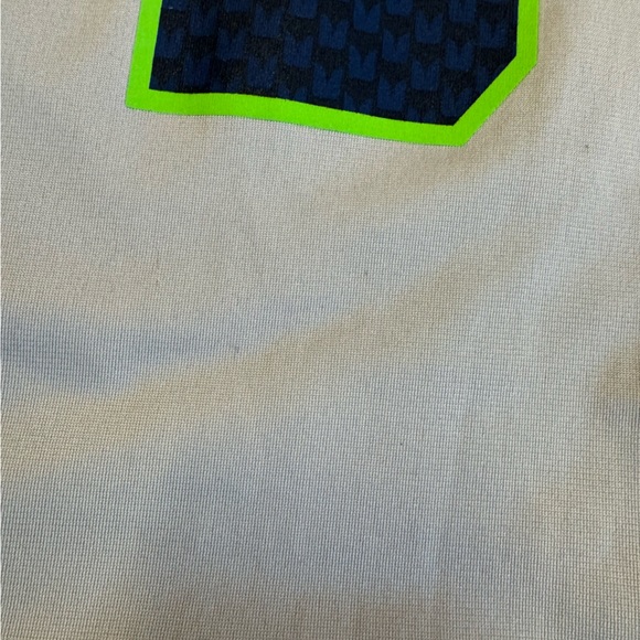 Seahawks Russell Wilson jersey - Picture 2 of 6